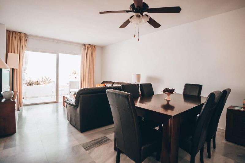 Apartamentos Marina Villages image