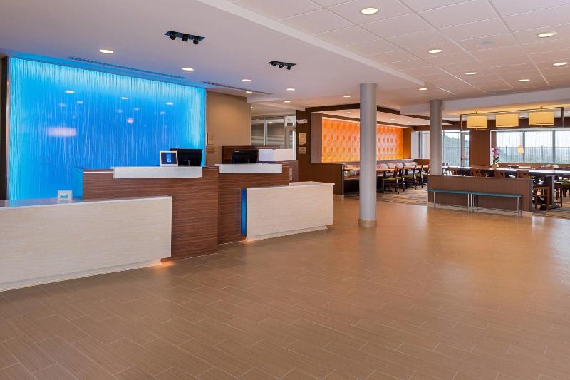 Fairfield Inn & Suites by Marriott Huntington image