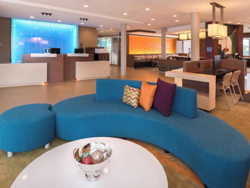 Fairfield Inn & Suites by Marriott Huntington image