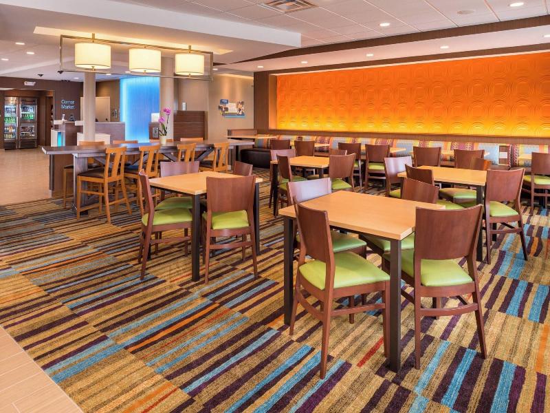 Fairfield Inn & Suites by Marriott Huntington image