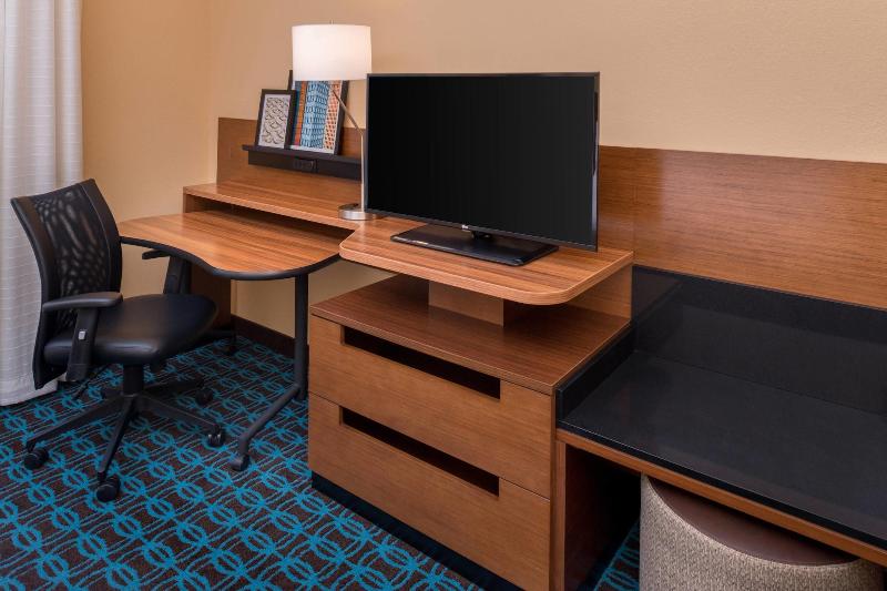 Fairfield Inn & Suites by Marriott Huntington image