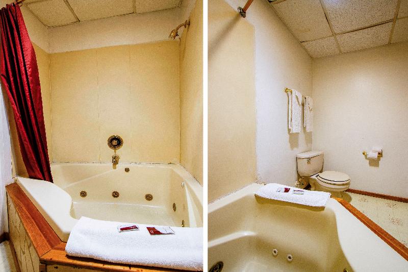 OYO Hotel Chapmanville Inn, WV - Hwy 119 image