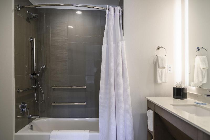 Hyatt Place Indianapolis / Fishers image