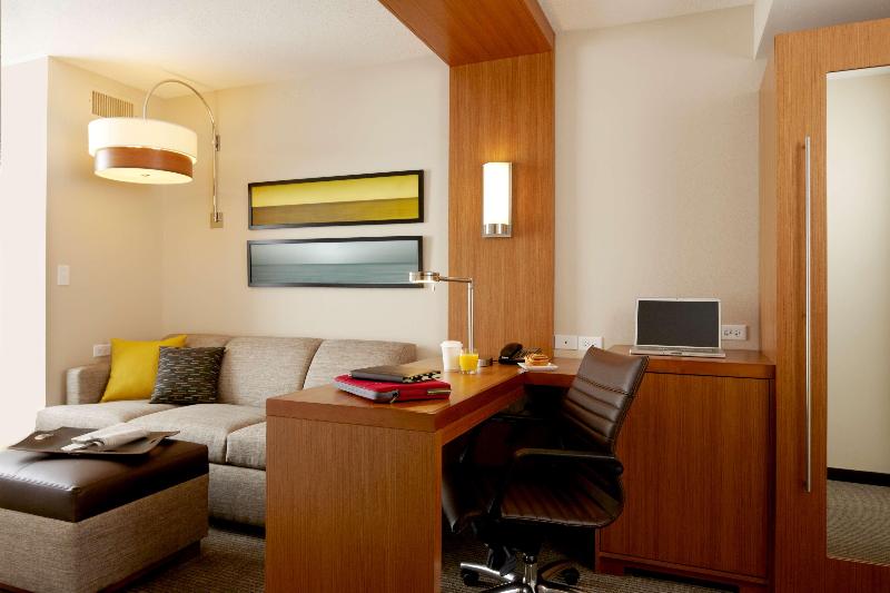 Hyatt Place Indianapolis / Fishers image