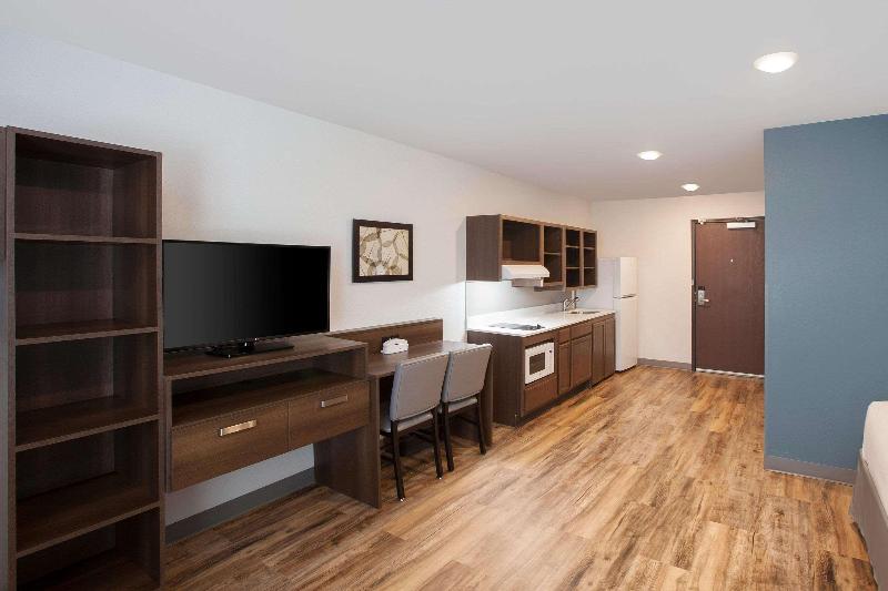 Woodspring Suites West Monroe image
