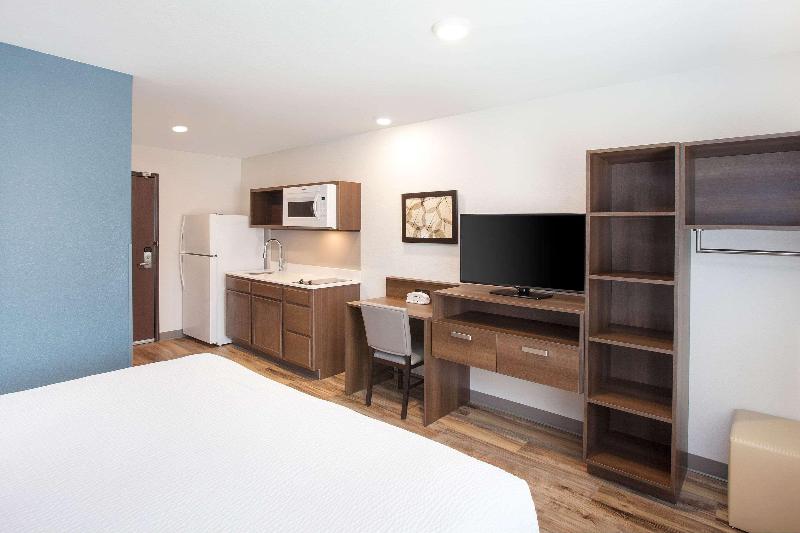 Woodspring Suites West Monroe image