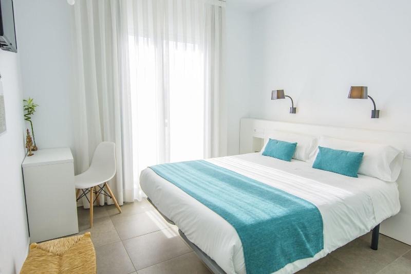 Hostal La Isla image