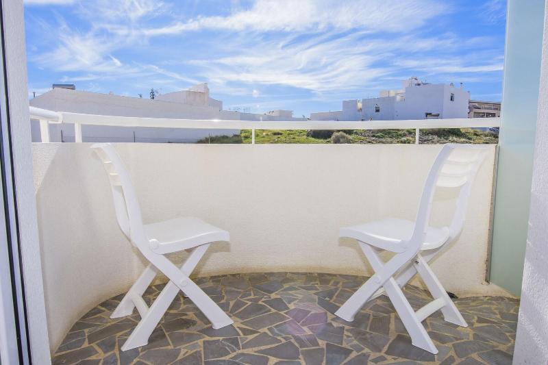 Hostal La Isla image