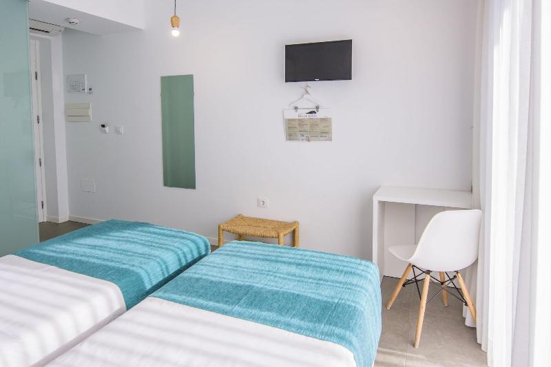 Hostal La Isla image