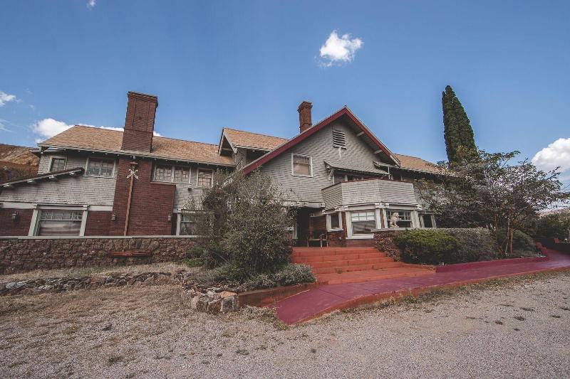 Greenway Manor image