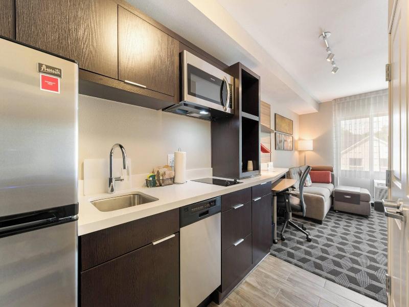 TownePlace Suites by Marriott Greensboro Coliseum  image