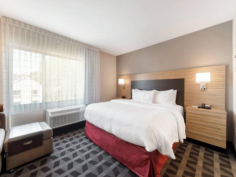 TownePlace Suites by Marriott Greensboro Coliseum  image