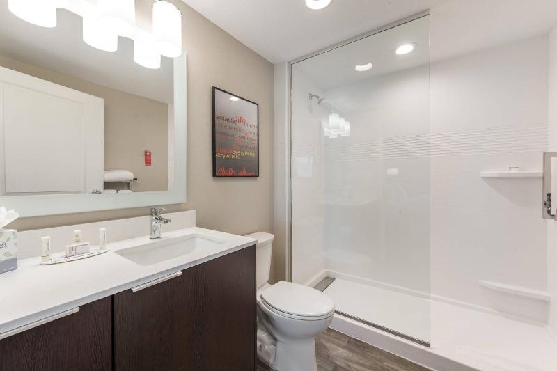 TownePlace Suites by Marriott Greensboro Coliseum  image