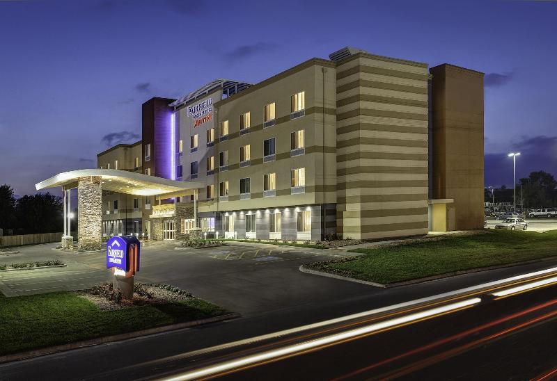 Fairfield Inn & Suites by Marriott Brooksville Sun image