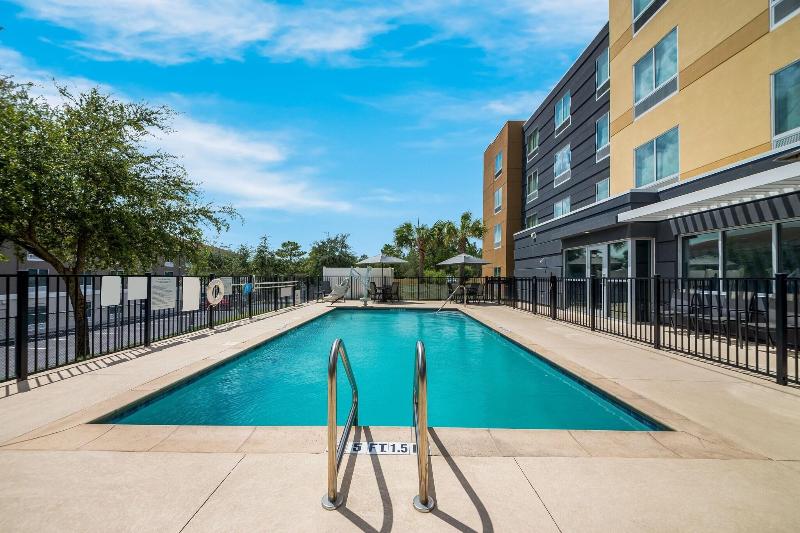 Fairfield Inn & Suites by Marriott Brooksville Sun image