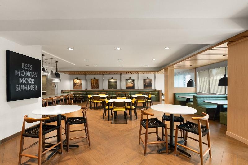 Fairfield Inn & Suites by Marriott Brooksville Sun image