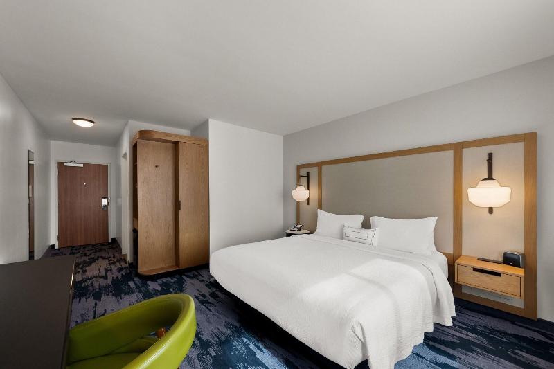Fairfield Inn & Suites by Marriott Brooksville Sun image