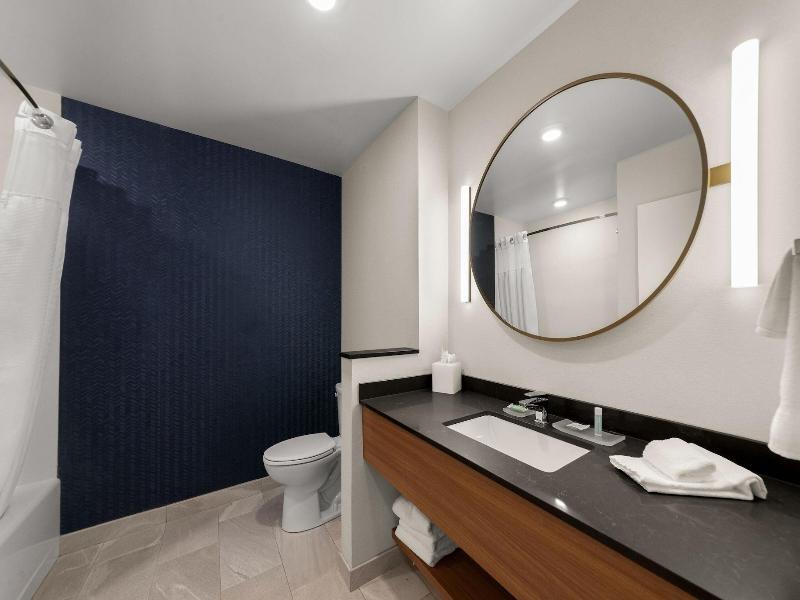 Fairfield Inn & Suites by Marriott Brooksville Sun image