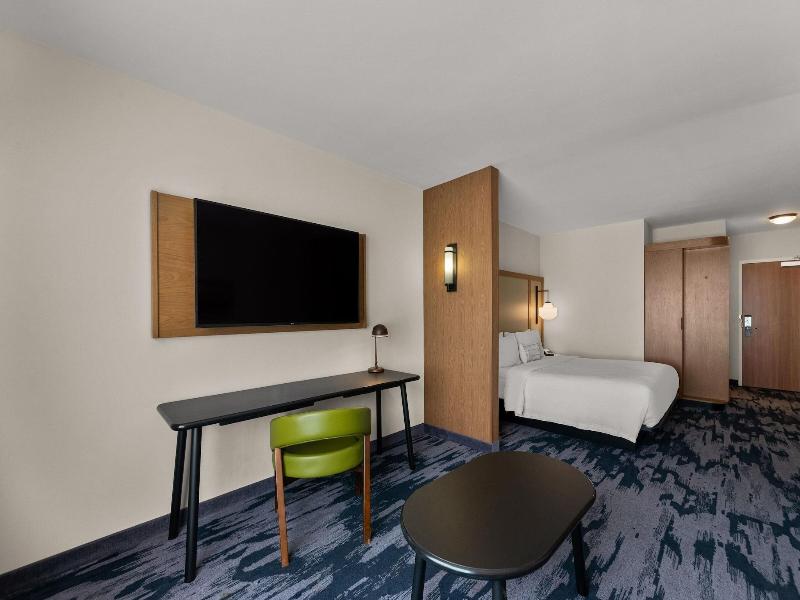 Fairfield Inn & Suites by Marriott Brooksville Sun image