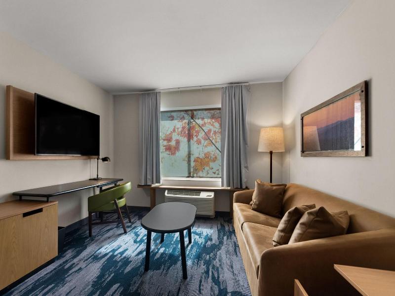 Fairfield Inn & Suites by Marriott Brooksville Sun image