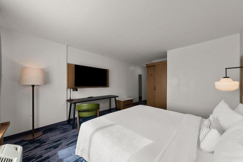 Fairfield Inn & Suites by Marriott Brooksville Sun image