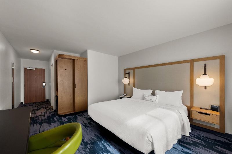 Fairfield Inn & Suites by Marriott Brooksville Sun image