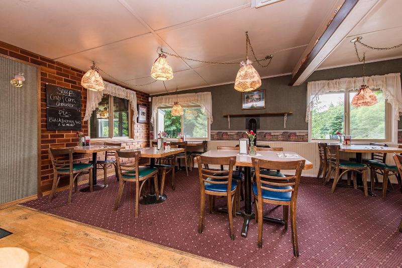 Emerald Valley Inn image