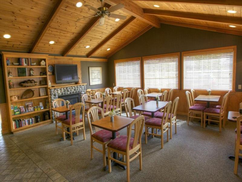 Poulsbo Inn & Suites image