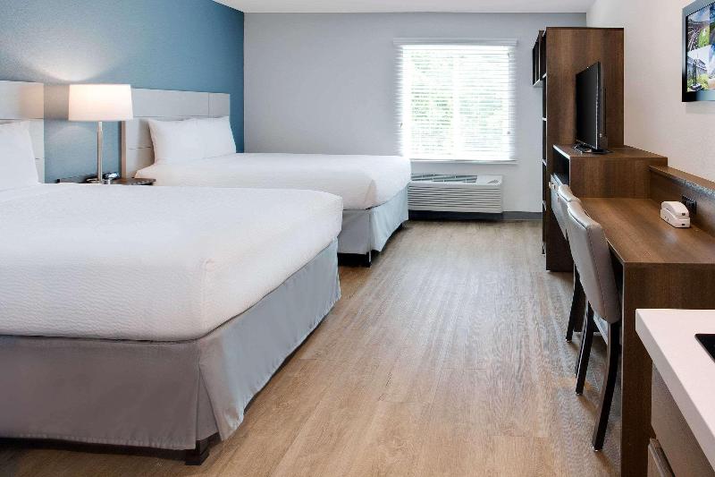 WoodSpring Suites Daytona Beach Int'l Speedway image