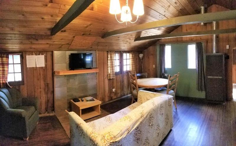 Rundle Chalets image