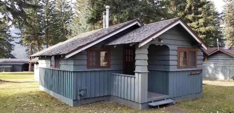 Rundle Chalets image