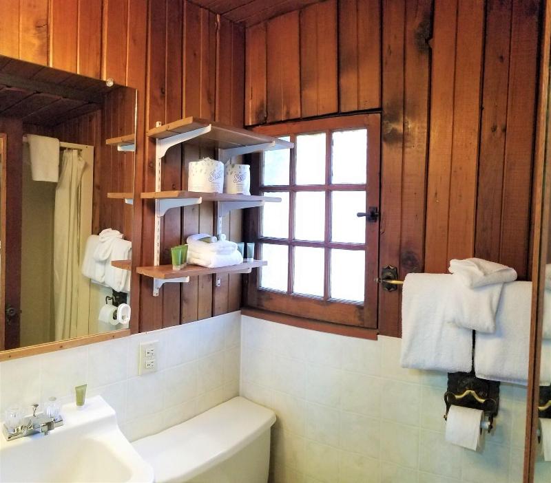 Rundle Chalets image
