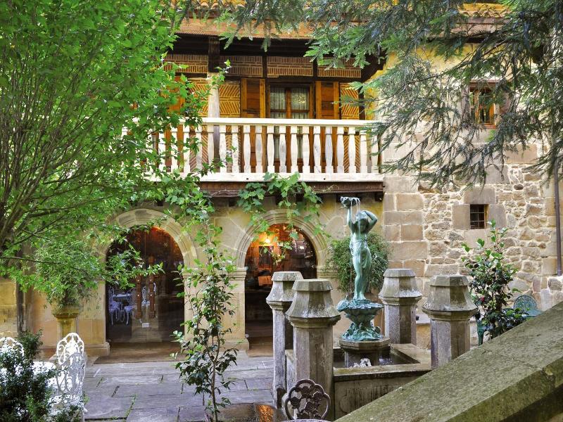 Hotel Palacio De Trasvilla image