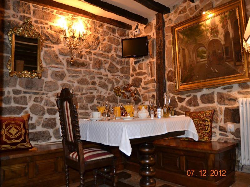 Hotel Palacio De Trasvilla image