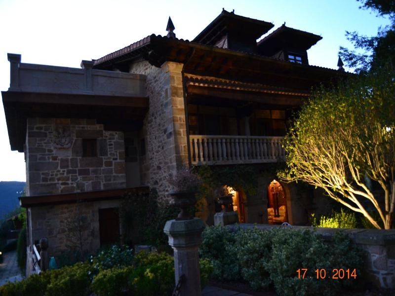 Hotel Palacio De Trasvilla image