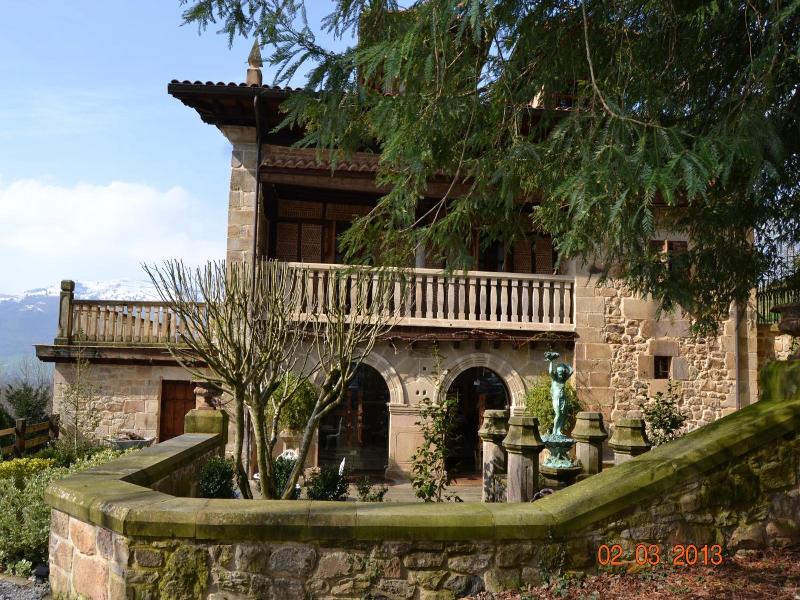 Hotel Palacio De Trasvilla image
