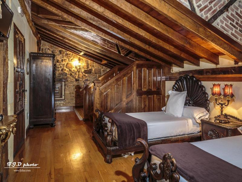 Hotel Palacio De Trasvilla image