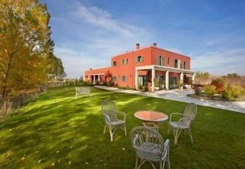 Hotel Santa Coloma Del Camino image