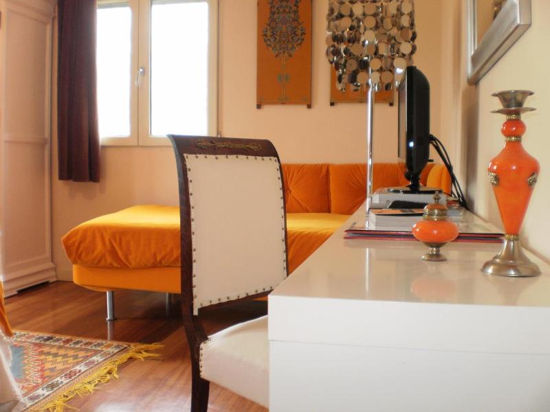 Hotel Santa Coloma Del Camino image