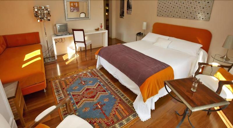 Hotel Santa Coloma Del Camino image