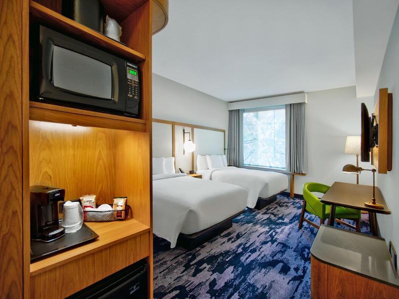 Fairfield Inn & Suites Orlando at FLAMINGO CROSSIN image