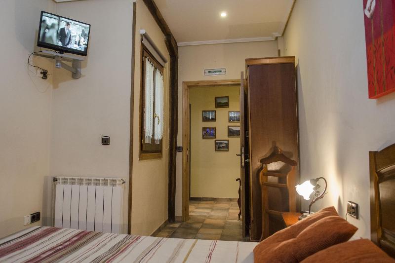 Hostal Rural Elosta image