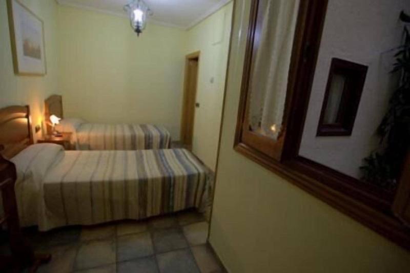 Hostal Rural Elosta image