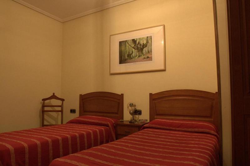 Hostal Rural Elosta image