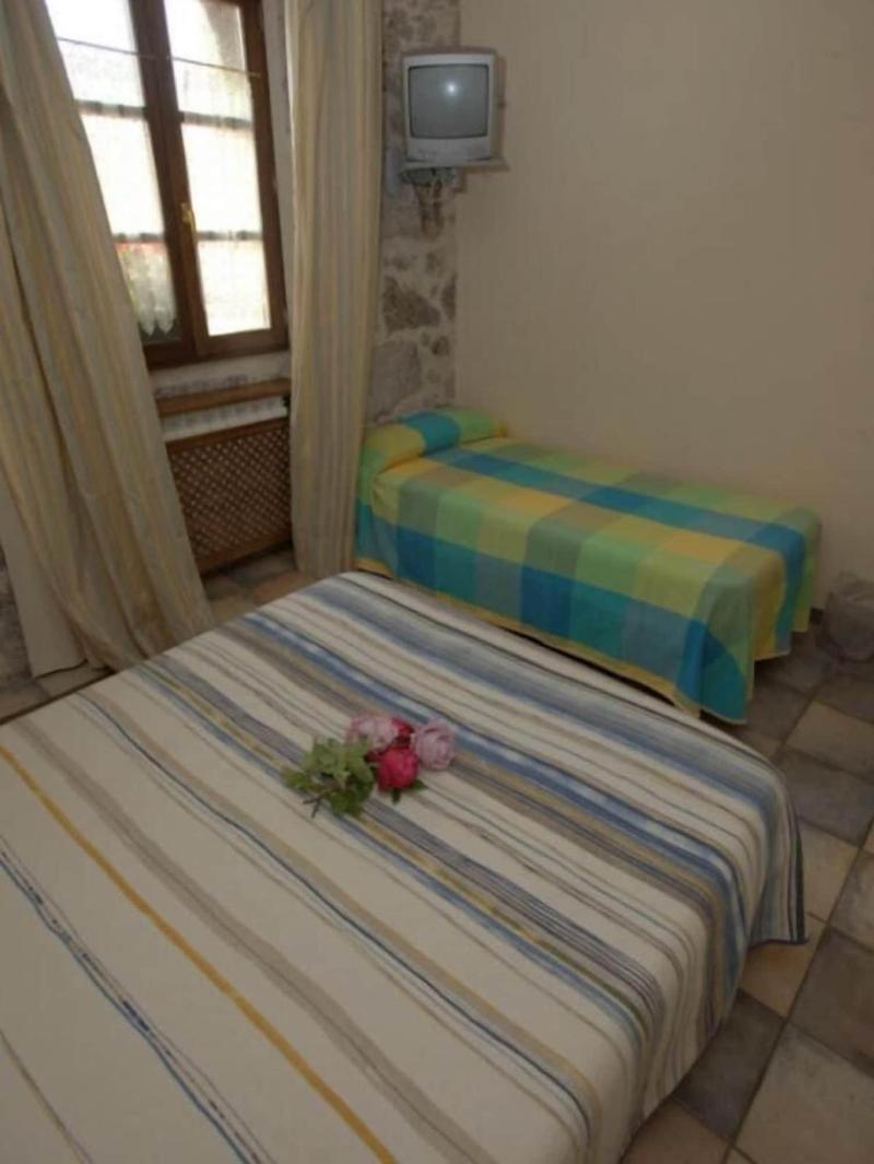 Hostal Rural Elosta image