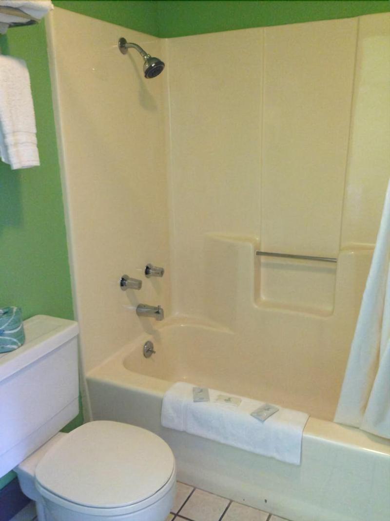 Royal Inn & Suites image