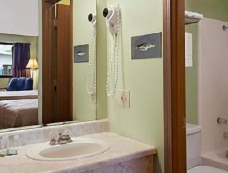 Royal Inn & Suites image