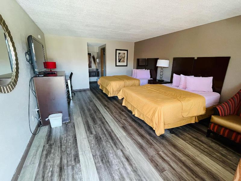Royal Inn & Suites image