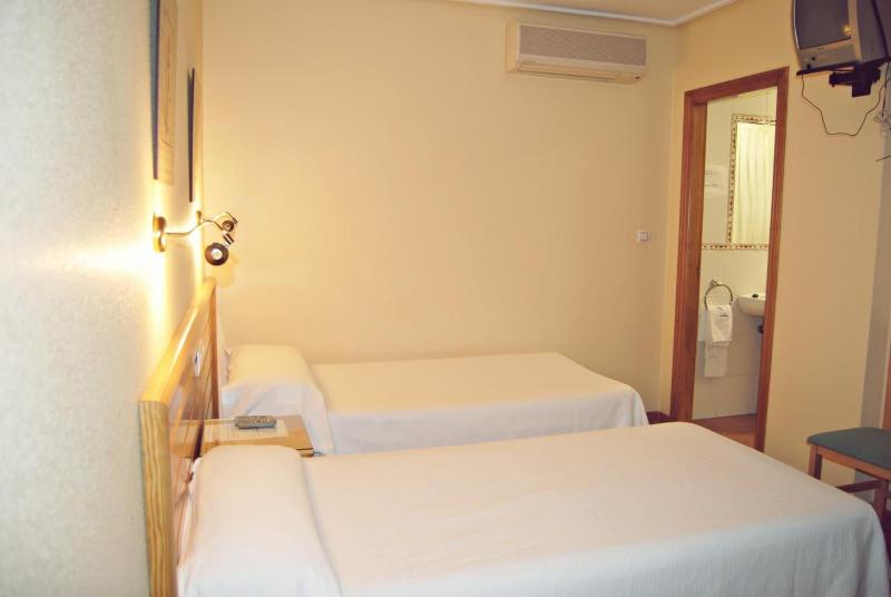 Hotel Los Molinos image
