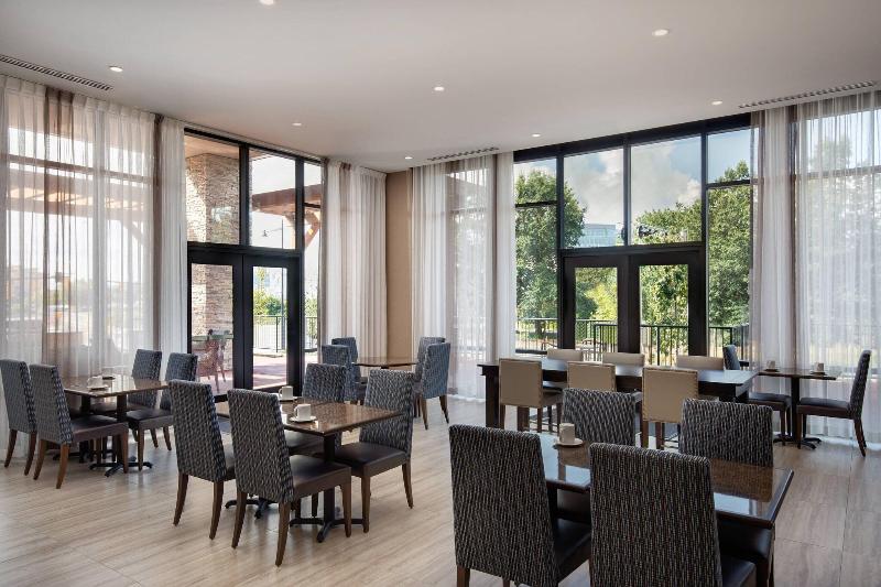 Residence Inn by Marriott Seattle South/Renton image